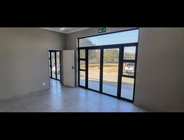 BUSINESS PROPERTY TO RENT IN HAZELDEAN